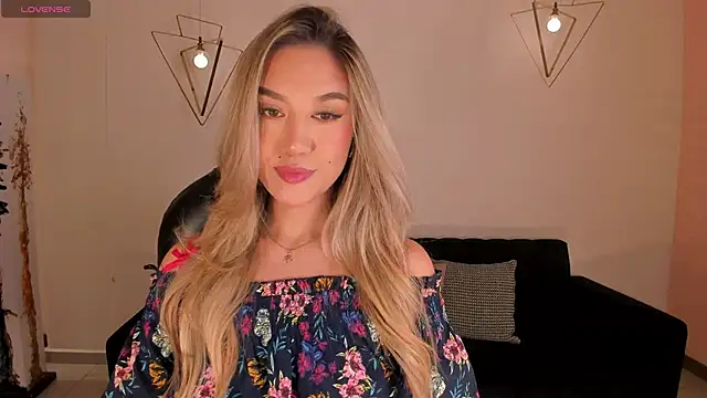 RebeccaHudson online show from 02/13/26, 08:27