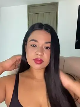 Snapshot of Aitana98_ chatting on 05/03/26, 01:33 Aitana98 online show from 05/03/26, 01:33