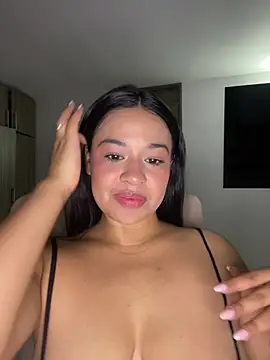 Snapshot of Aitana98_ chatting on 07/20/26, 01:31 Aitana98 online show from 07/20/26, 01:31