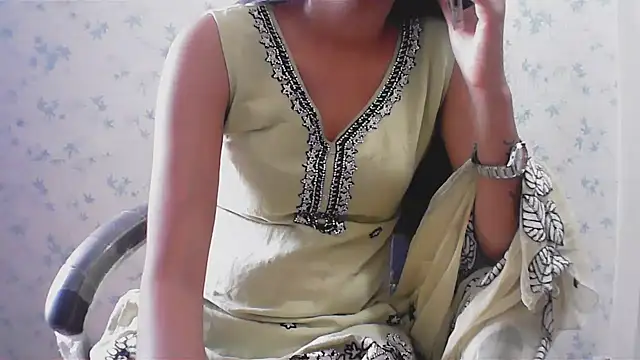 collage hoty online show from 04/21/26, 03:02