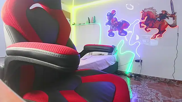 Snapshot of sweetie_tsgirl_ chatting on 01/12/25, 12:07 sweetie tsgirl online show from 01/12/25, 12:07