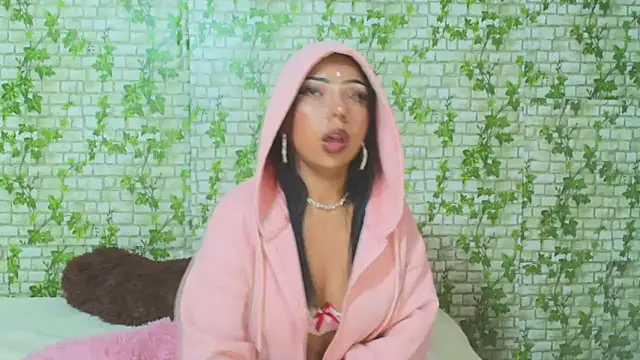 DafneMillers online show from 03/08/25, 01:39