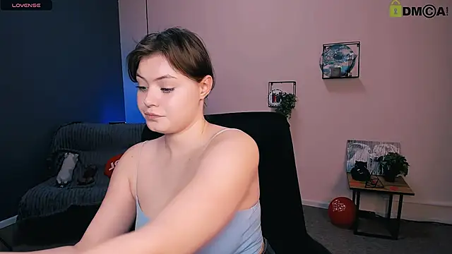 nikole kitt online show from 03/08/25, 07:53