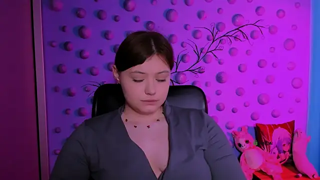 nikole kitt online show from 02/05/26, 09:08