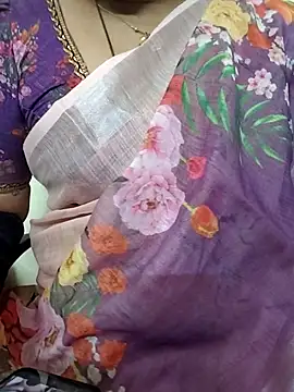 gaurika18 online show from 11/02/25, 05:10