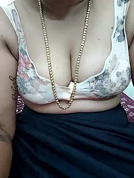 gaurika18 online show from 01/11/26, 11:59