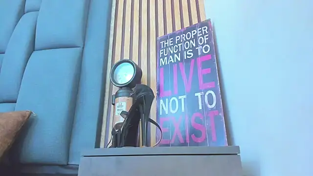 candela collinss online show from 01/14/25, 04:29