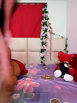 kymmgolden online show from 03/25/26, 12:33