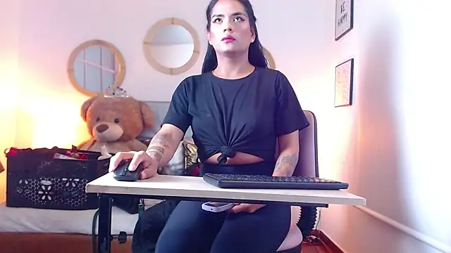 Snapshot of zoe_hecate_sexx chatting on 12/04/25, 04:22 zoe hecate sexx online show from 12/04/25, 04:22