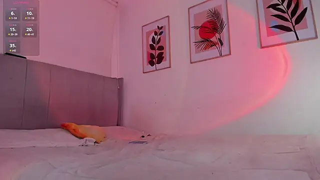 Whitekitty-exe online show from 01/02/25, 11:06