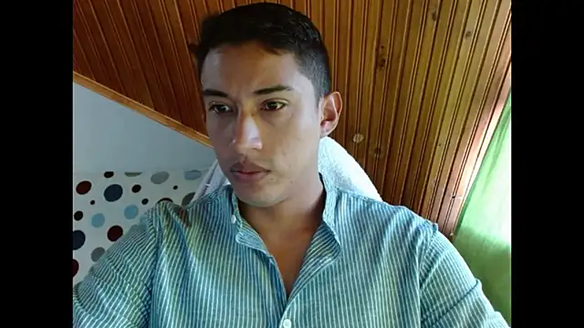 Snapshot of Davixx258 chatting on 01/18/25, 12:36 Davixx258 online show from 01/18/25, 12:36