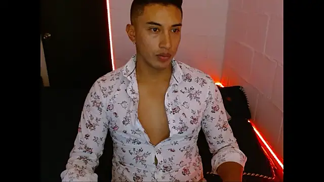 Snapshot of Davixx258 chatting on 02/21/25, 08:38 Davixx258 online show from 02/21/25, 08:38