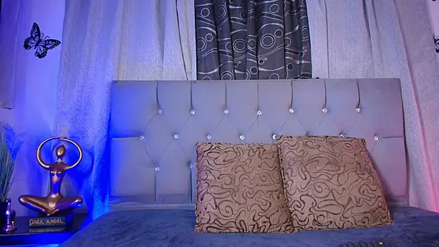 meggan 77 online show from 11/23/25, 04:56