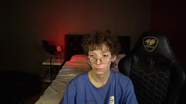 Snapshot of TommieH chatting on 02/15/25, 05:41 TommieH online show from 02/15/25, 05:41