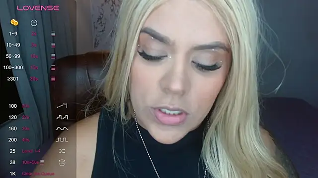 SofiaaCortes online show from 12/17/24, 01:18