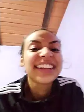 emma ambar online show from 02/07/25, 12:53