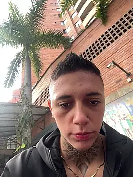 Snapshot of _PhillipBrown chatting on 03/04/25, 01:49 PhillipBrown online show from 03/04/25, 01:49