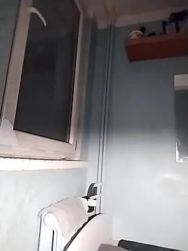 Snapshot of Andrzej-M chatting on 11/08/25, 11:14 Andrzej-M online show from 11/08/25, 11:14