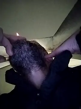 Snapshot of Andrzej-M chatting on 12/15/25, 05:39 Andrzej-M online show from 12/15/25, 05:39