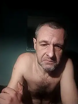 Andrzej-M online show from 04/17/26, 11:08