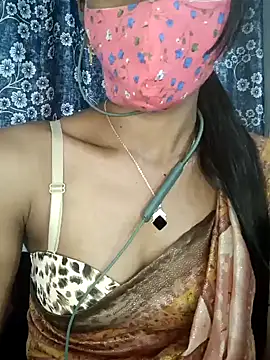 Snapshot of Miakhalifatamil chatting on 01/16/25, 08:57 Miakhalifatamil online show from 01/16/25, 08:57