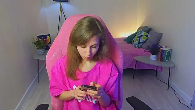 Lill Mary online show from 01/14/25, 02:19