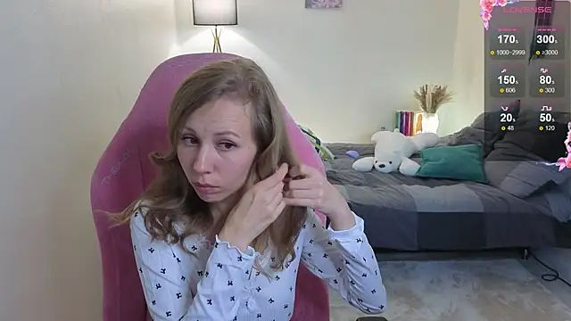 Lill Mary online show from 10/08/25, 02:53