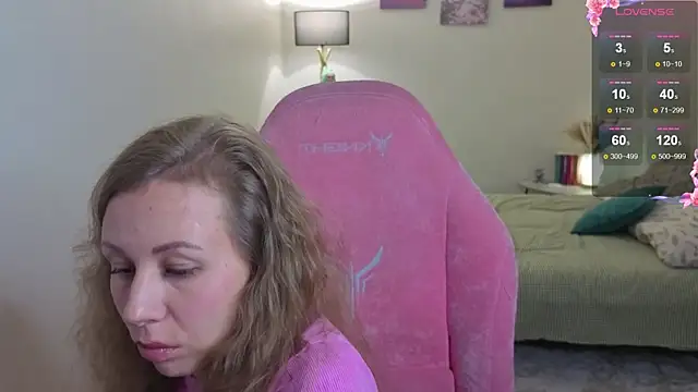 Lill Mary online show from 10/21/25, 12:33