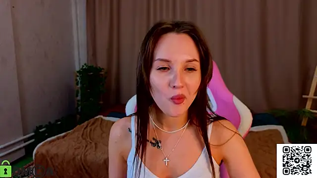 Snapshot of Wendy_mm chatting on 09/13/25, 01:44 Wendy mm online show from 09/13/25, 01:44