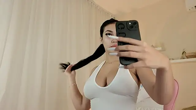 Snapshot of BetsyGonzale chatting on 07/11/26, 03:31 BetsyGonzale online show from 07/11/26, 03:31