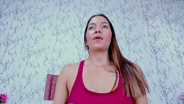 Mia Malkovaa  online show from 12/03/25, 04:16