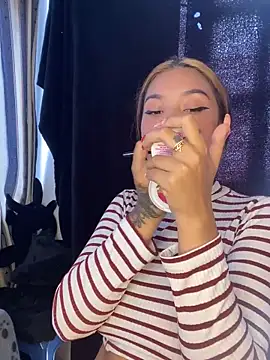 baby lizy online show from 01/15/25, 08:37