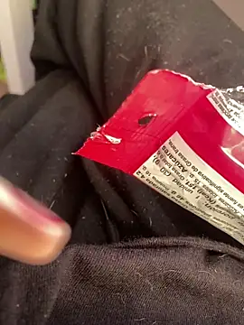 baby lizy online show from 04/12/26, 04:45