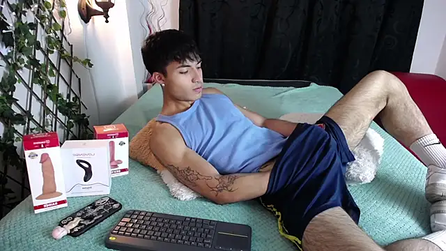 dylan fun18 online show from 01/06/25, 04:34