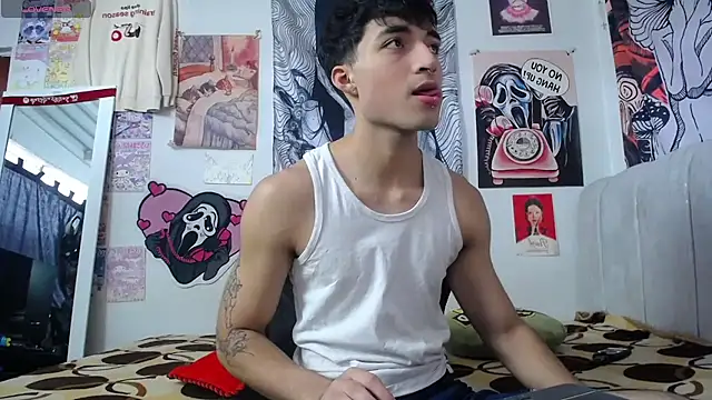 Snapshot of dylan_fun18 chatting on 07/05/26, 08:27 dylan fun18 online show from 07/05/26, 08:27