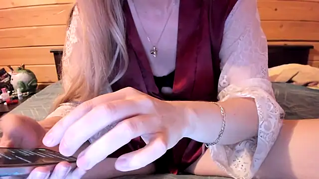 Cookiecutey online show from 06/04/26, 07:31