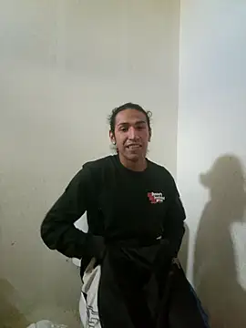 LargeDominoes online show from 04/13/26, 04:34