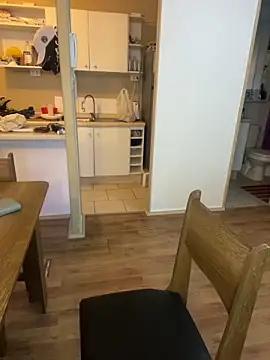 WhiteWomen online show from 10/12/25, 11:37