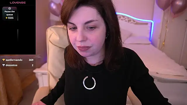 MirandaWong online show from 02/13/25, 06:30