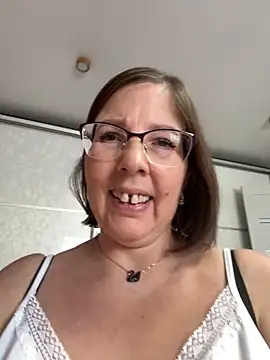 B Bonya m online show from 03/19/25, 07:40