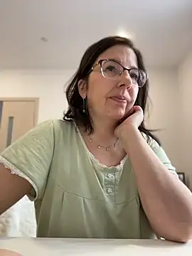 B Bonya m online show from 04/20/26, 03:42