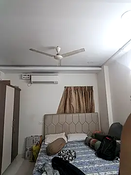 Snapshot of ridetoheaven chatting on 09/26/25, 04:38 ridetoheaven online show from 09/26/25, 04:38