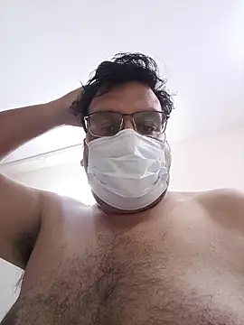 Snapshot of ridetoheaven chatting on 12/18/25, 04:07 ridetoheaven online show from 12/18/25, 04:07