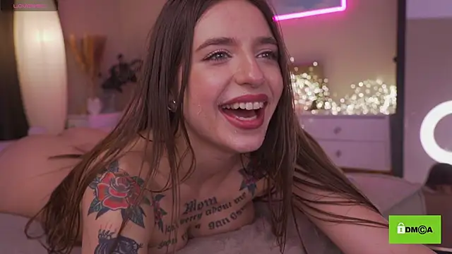 Snapshot of Deeptalkss chatting on 02/13/25, 08:48 Deeptalkss online show from 02/13/25, 08:48