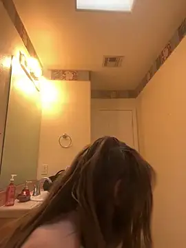 Johndoe2292 online show from 11/22/25, 09:36