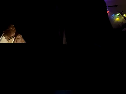 Johndoe2292 online show from 11/25/25, 11:43