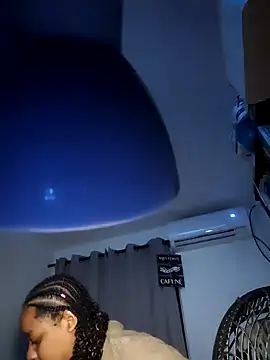 Snapshot of vic_pretynhaa chatting on 01/13/26, 11:10 vic pretynhaa online show from 01/13/26, 11:10