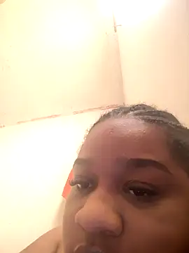 vic pretynhaa online show from 03/18/26, 04:32