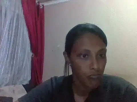 Snapshot of Indian-Seduction chatting on 01/08/25, 07:13 Indian-Seduction online show from 01/08/25, 07:13