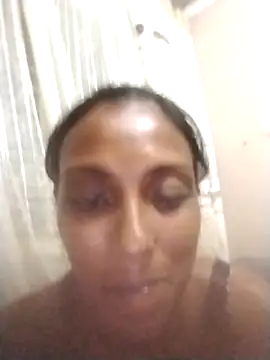 Snapshot of Indian-Seduction chatting on 02/14/25, 07:23 Indian-Seduction online show from 02/14/25, 07:23